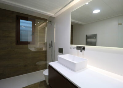 Reformas de baños en Orihuela - Zaragoza 2012 empresa de construcción en Redovan
