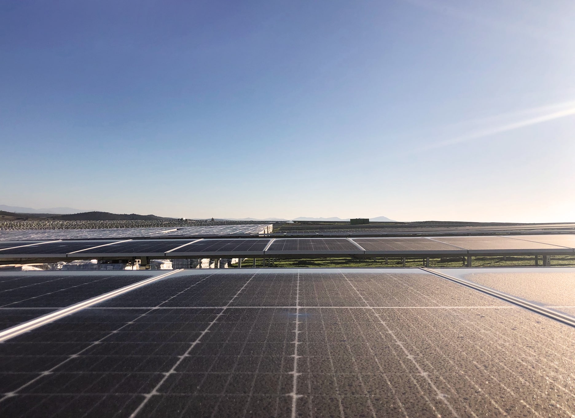 Photovoltaic installations - Zaragoza 2012 renewable energy company